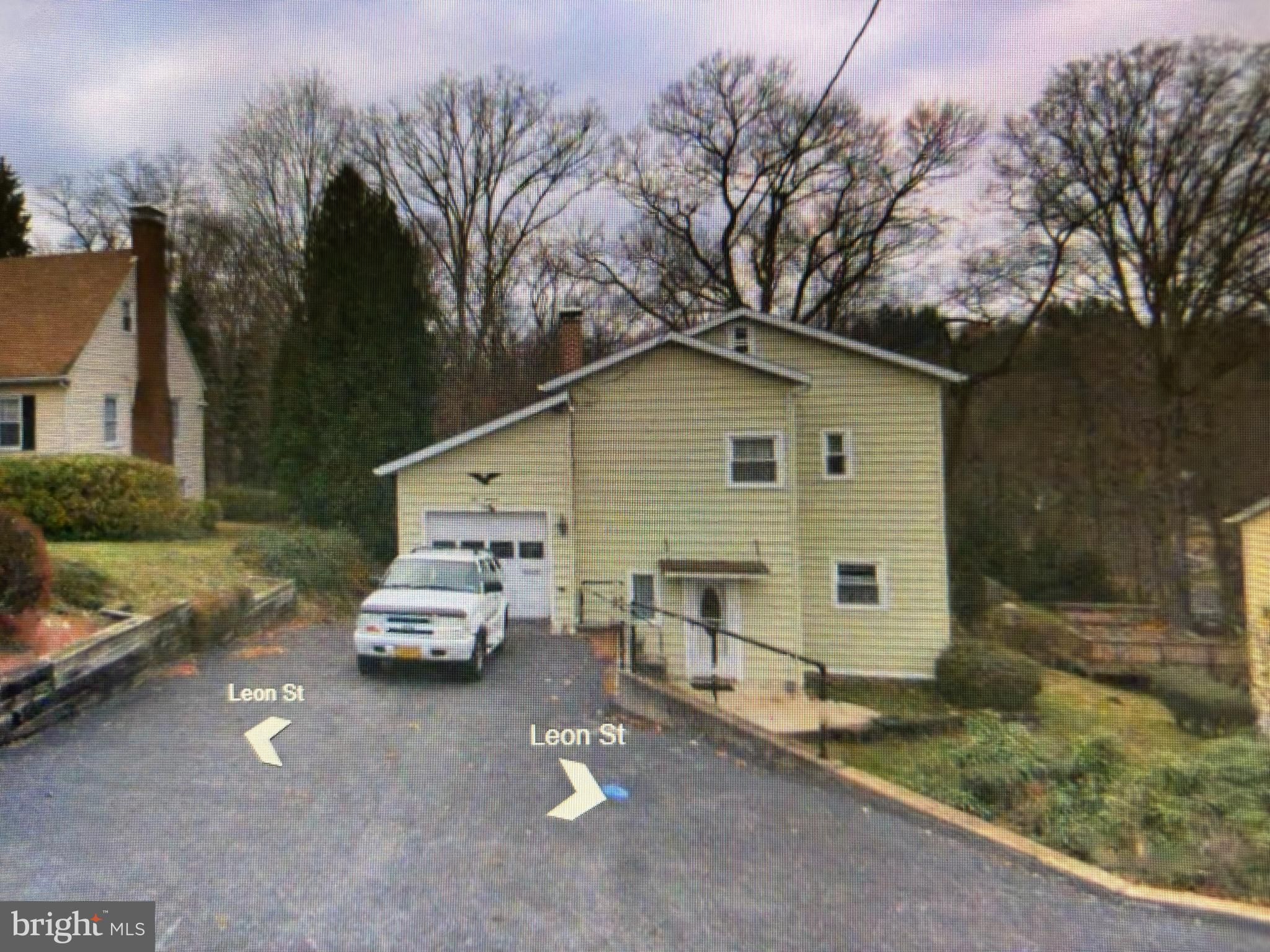 216 Leon Street