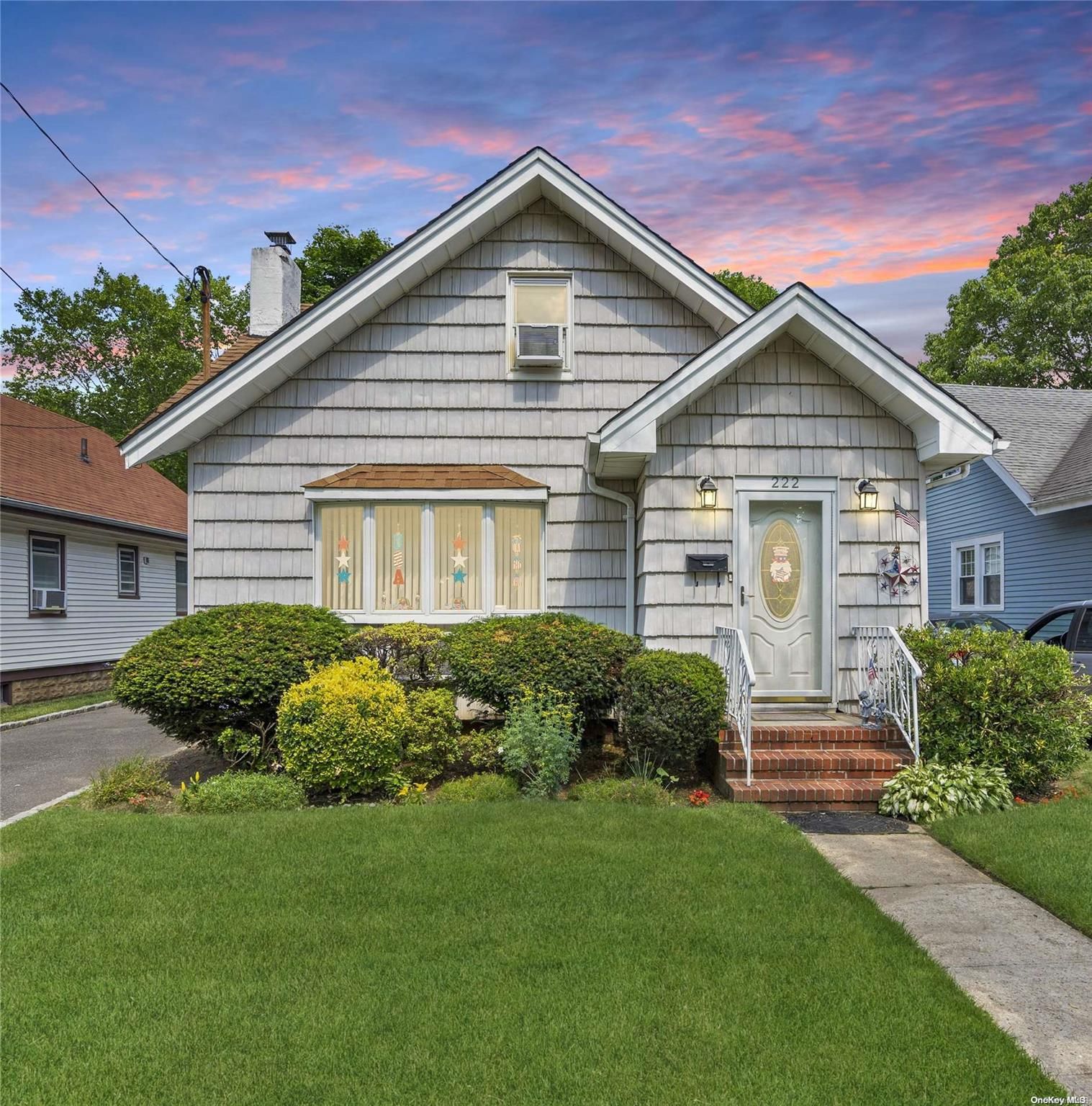 222 Rolling Street