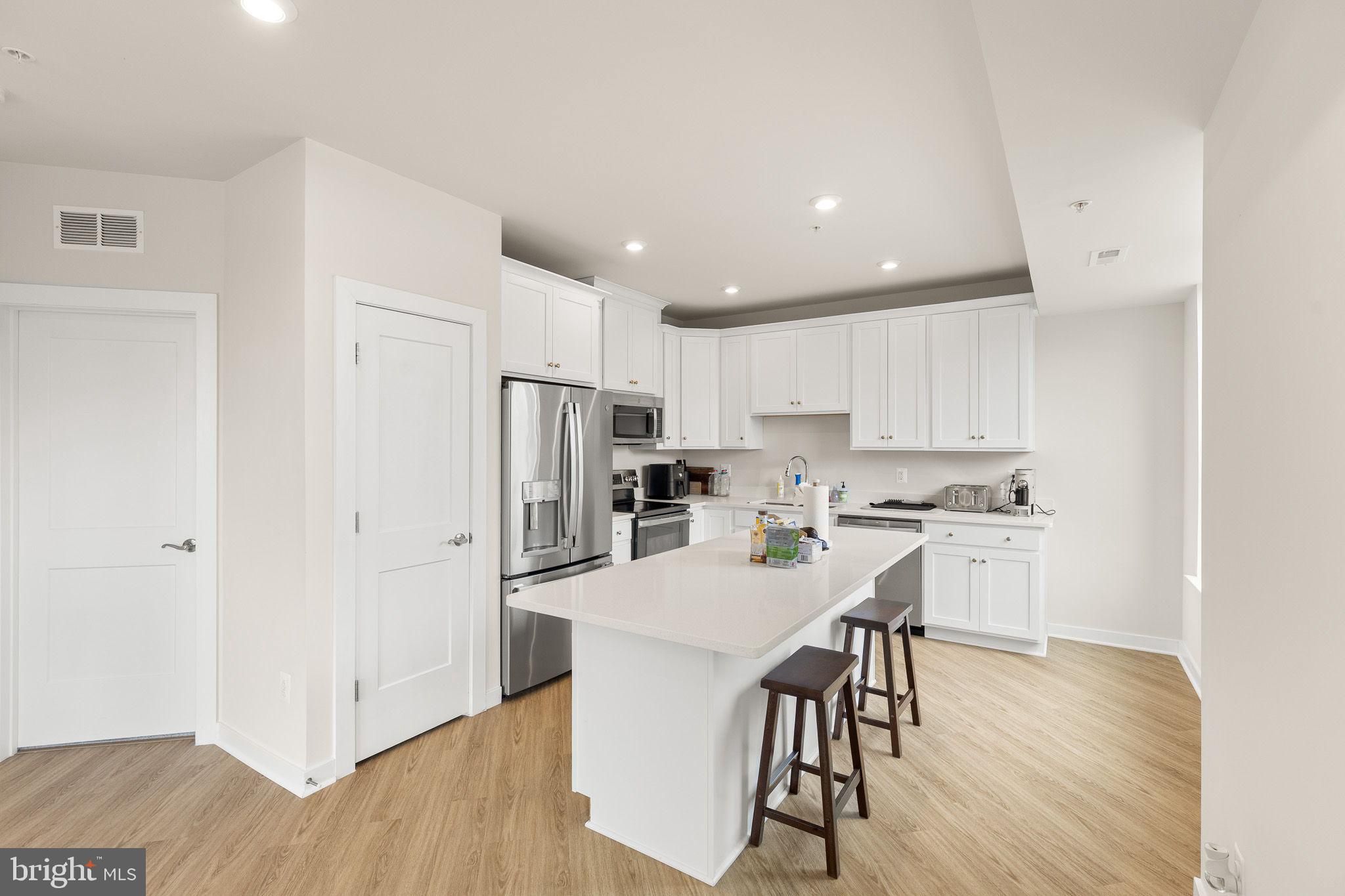 43895 Circuit Square