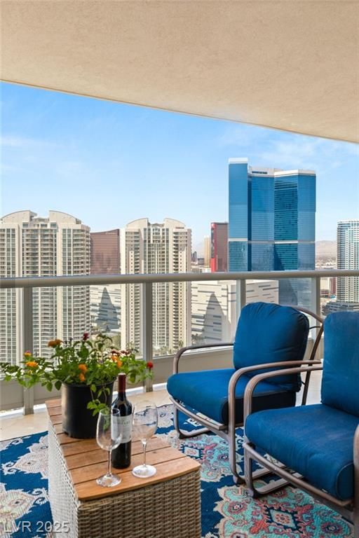 222 Karen Avenue 3305