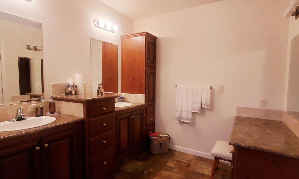 The Oaks of Weymouth