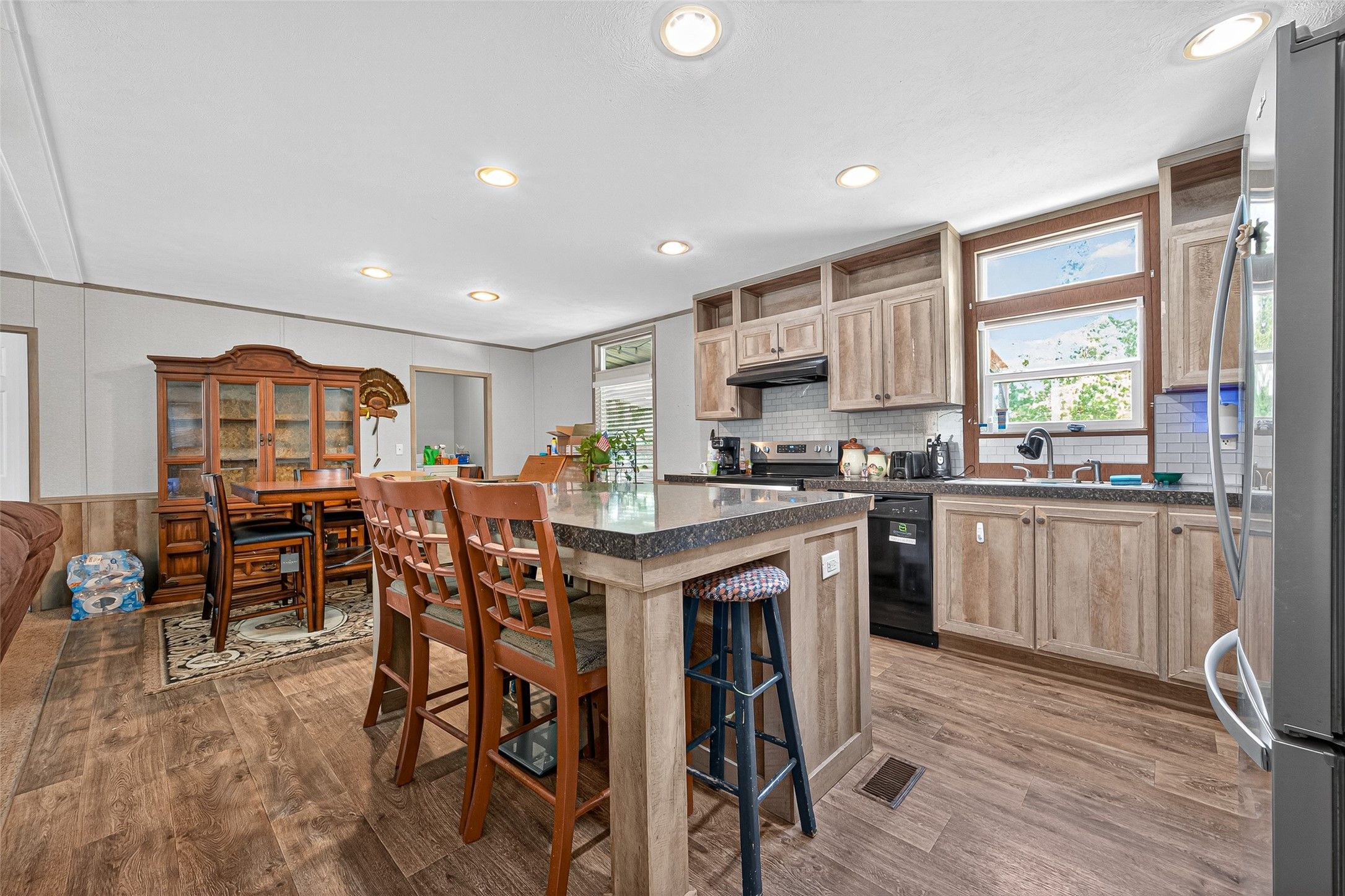 24505 Peach Creek Dr