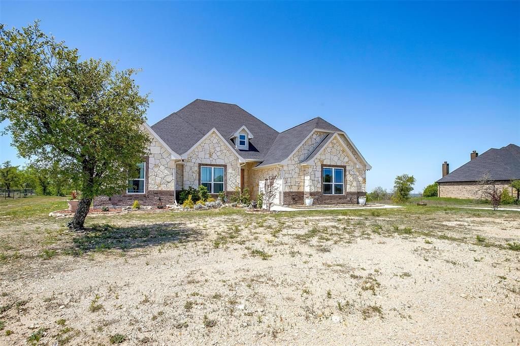 1049 Tex Lane
