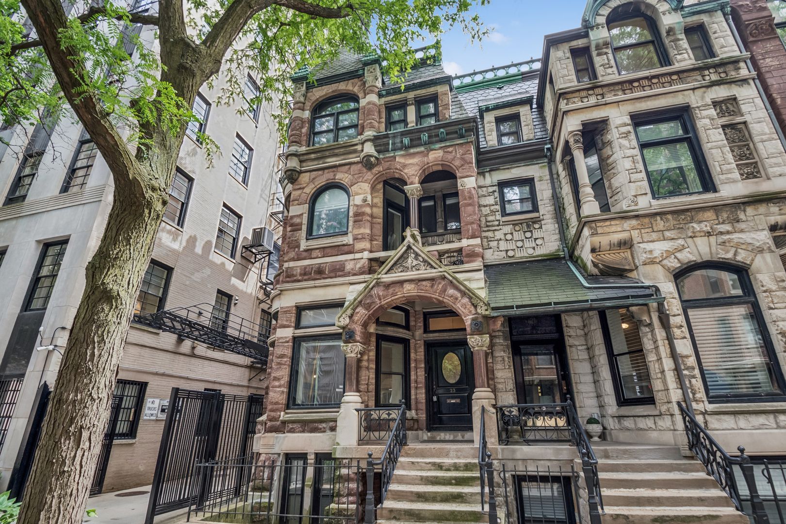 23 E Goethe Street B