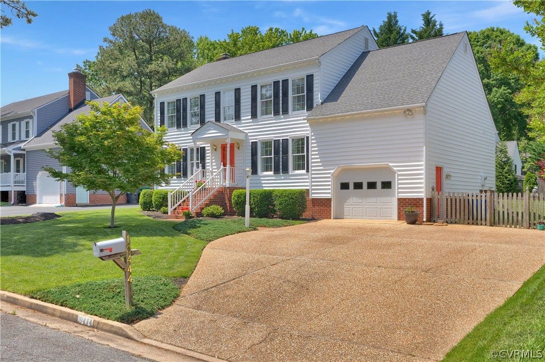 10444 Kings Grant Drive