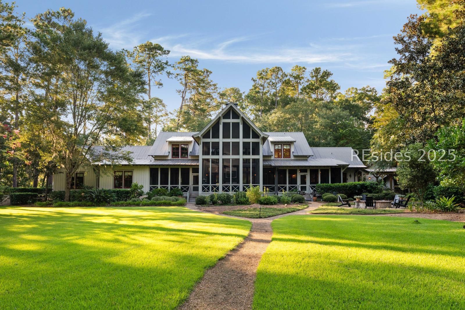 11 Headwaters Road