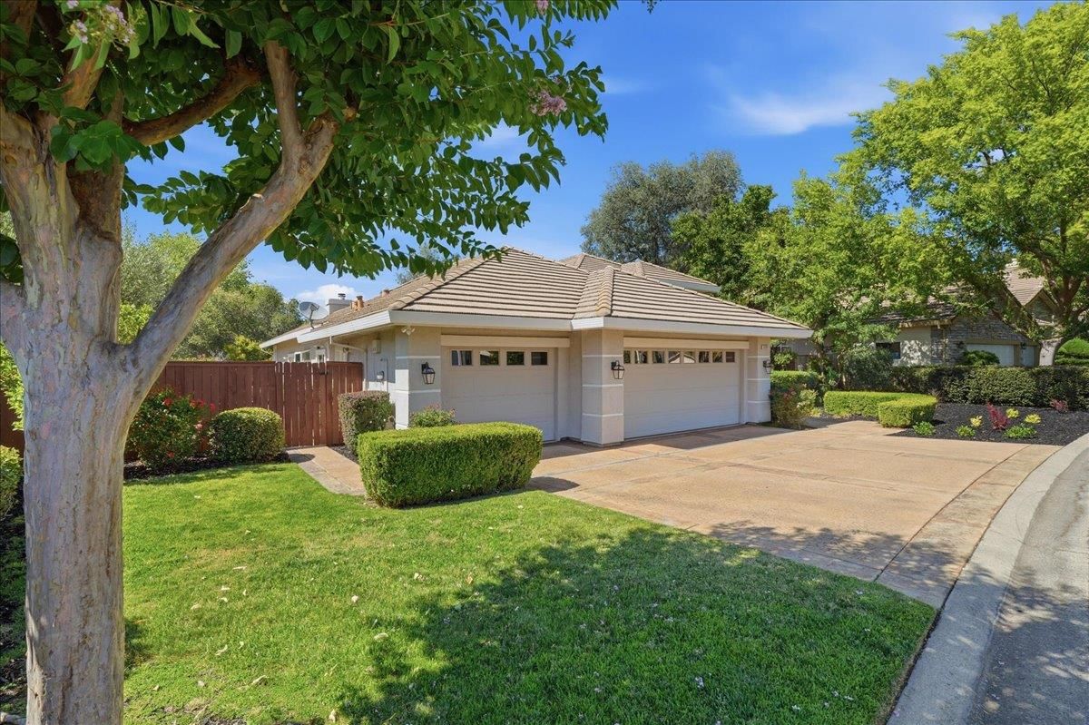 5880 Silkwood Way