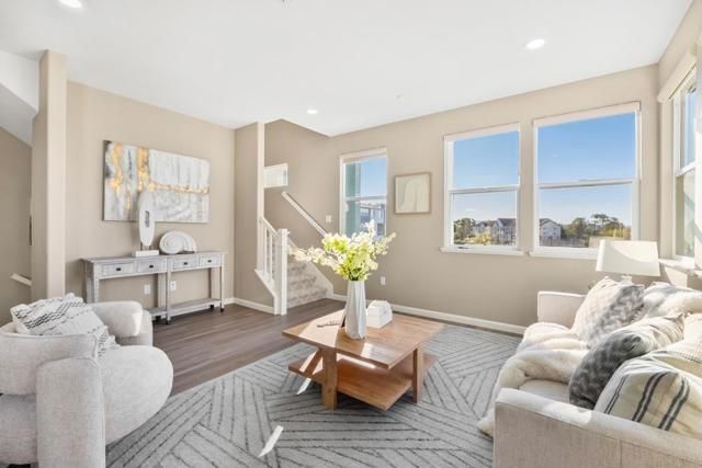 1306 Thistle Place
