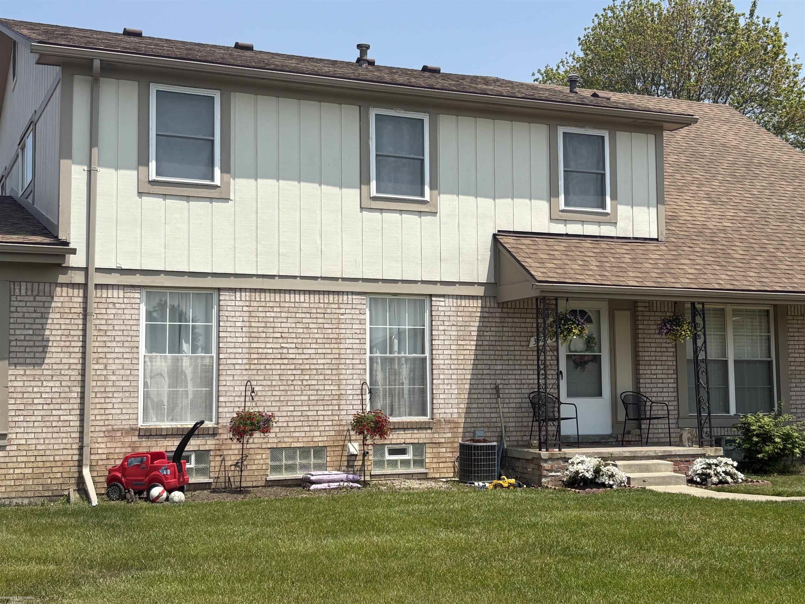 35296 Terrybrook Drive