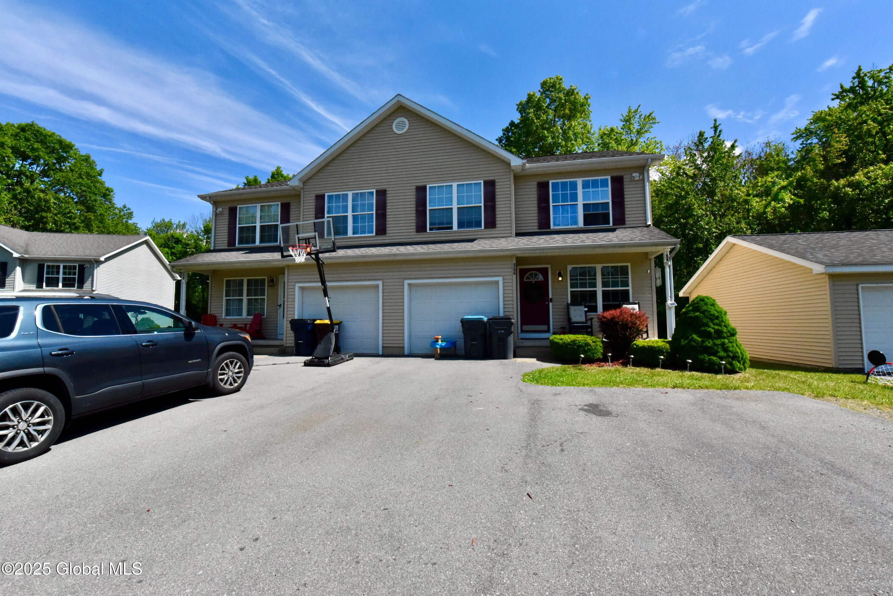 15 Fellows Road