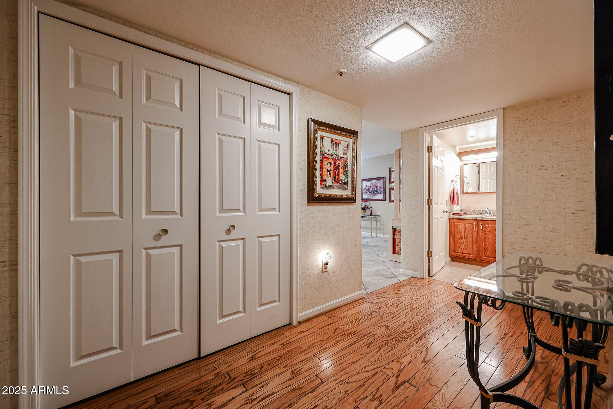 10330 W Thunderbird Boulevard A321