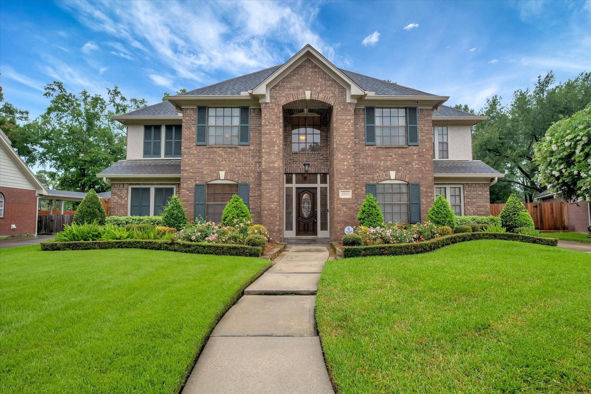 3910 Quiet Knoll Court