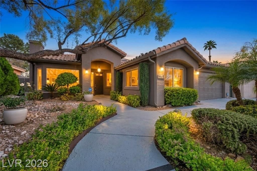 8964 Echo Ridge Drive