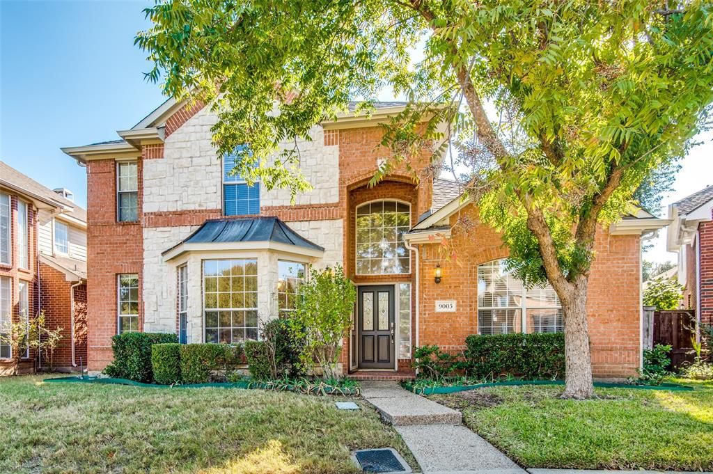 9005 Crown Point Circle