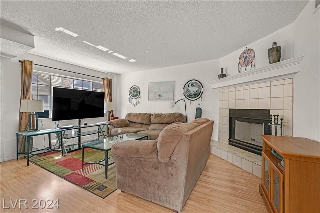 5325 Silvermist Court 102