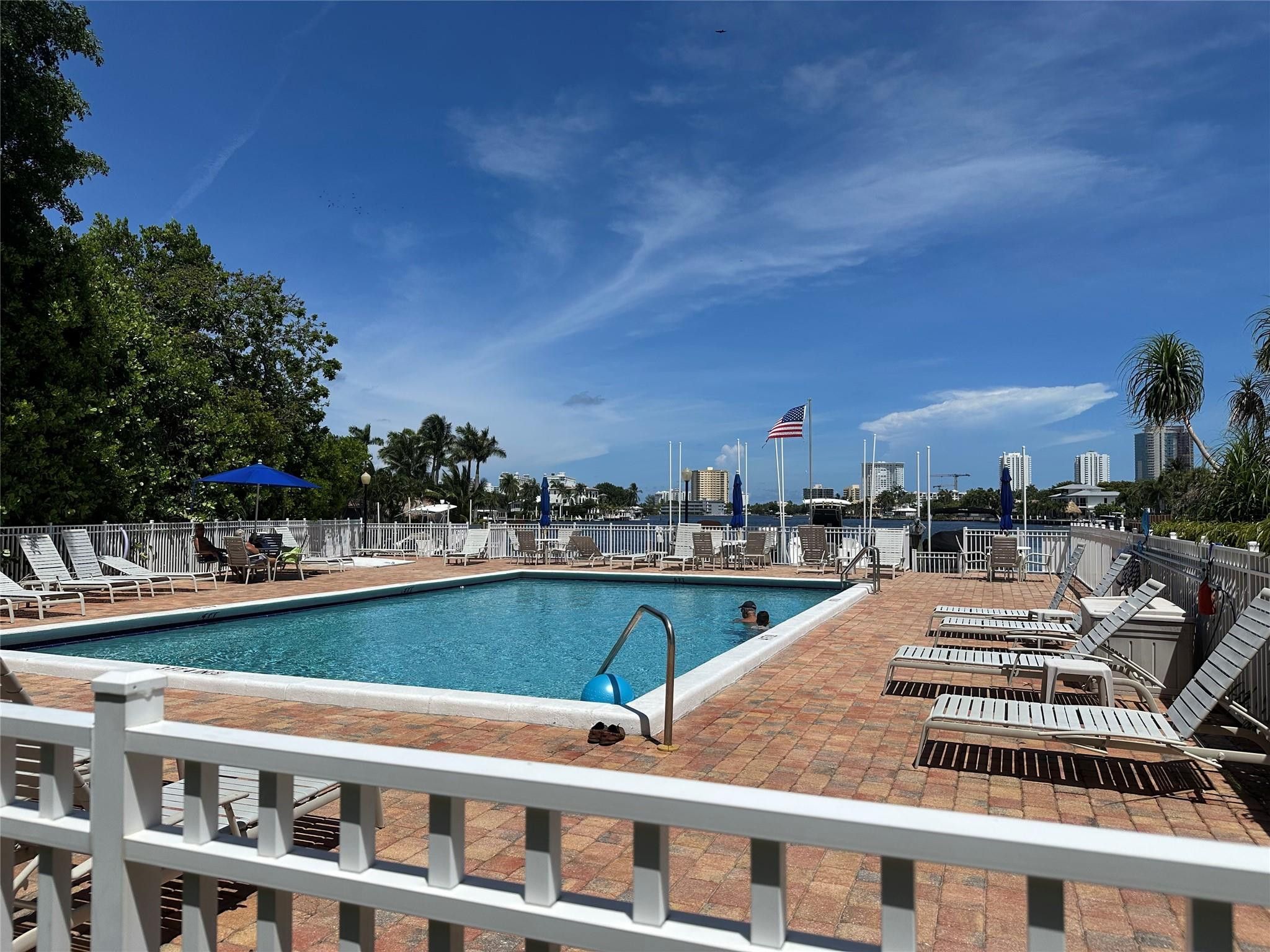 740 S Federal Highway 314