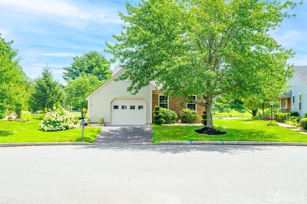 23 Benjamin Franklin Drive