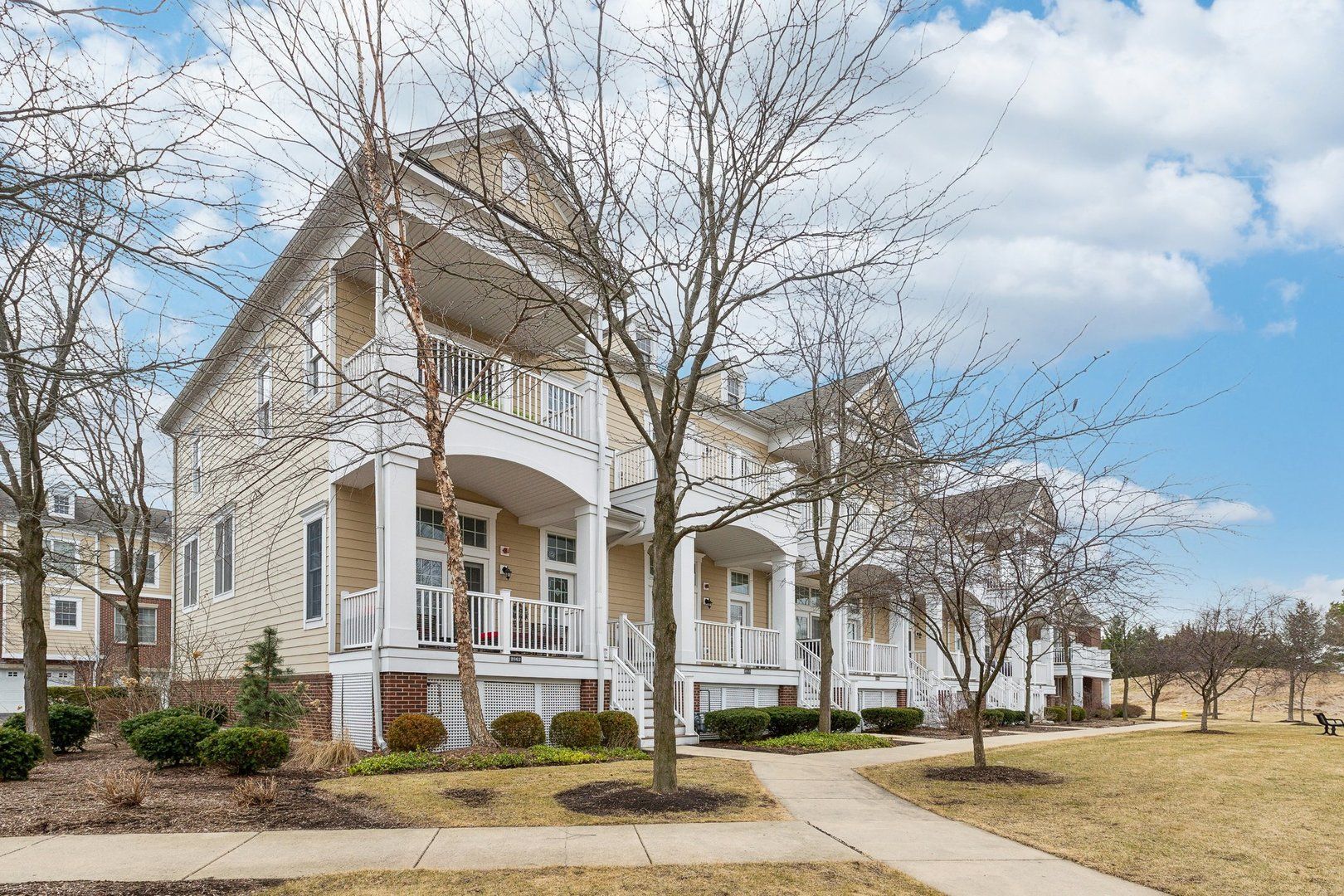 2862 Commons Drive