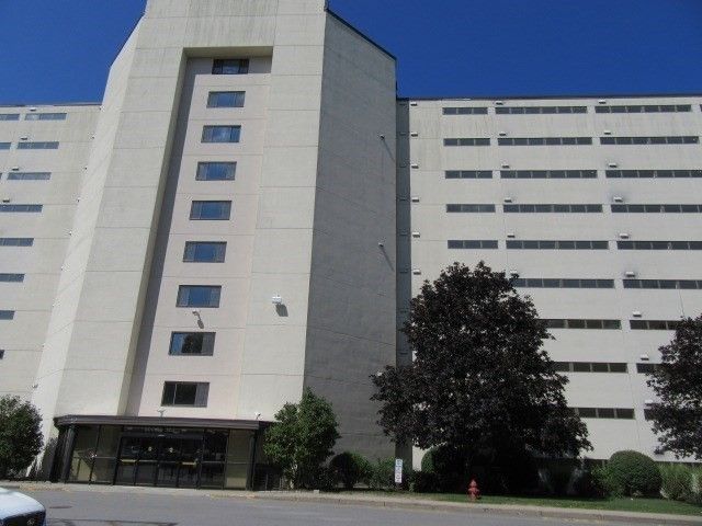 100 Cove Way 803