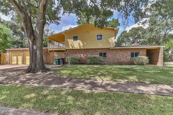 Arlington Heights Houston Tx Homes For Sale Real Estate Neighborhoods Com