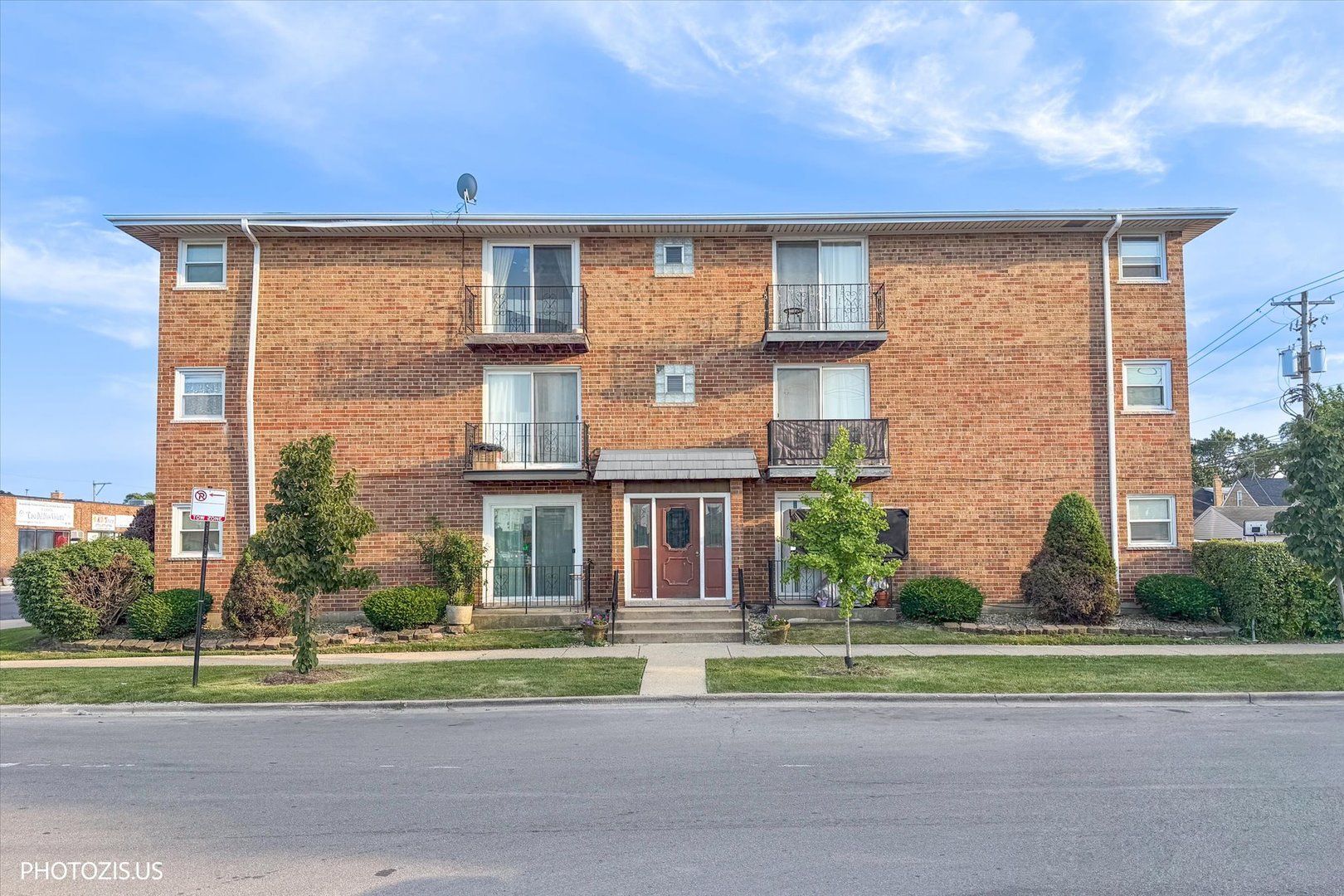 3460 N Harlem Avenue 1B