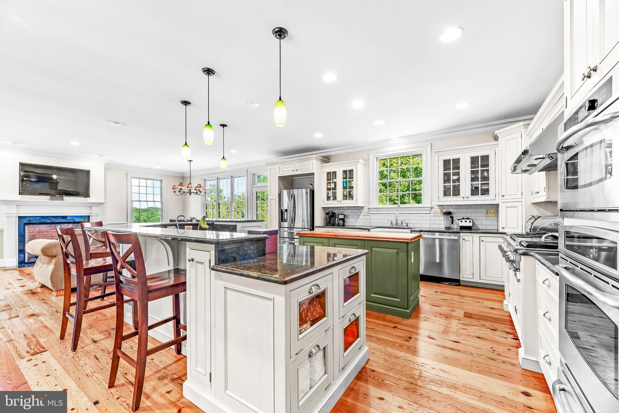 7600 Chapel Point Road