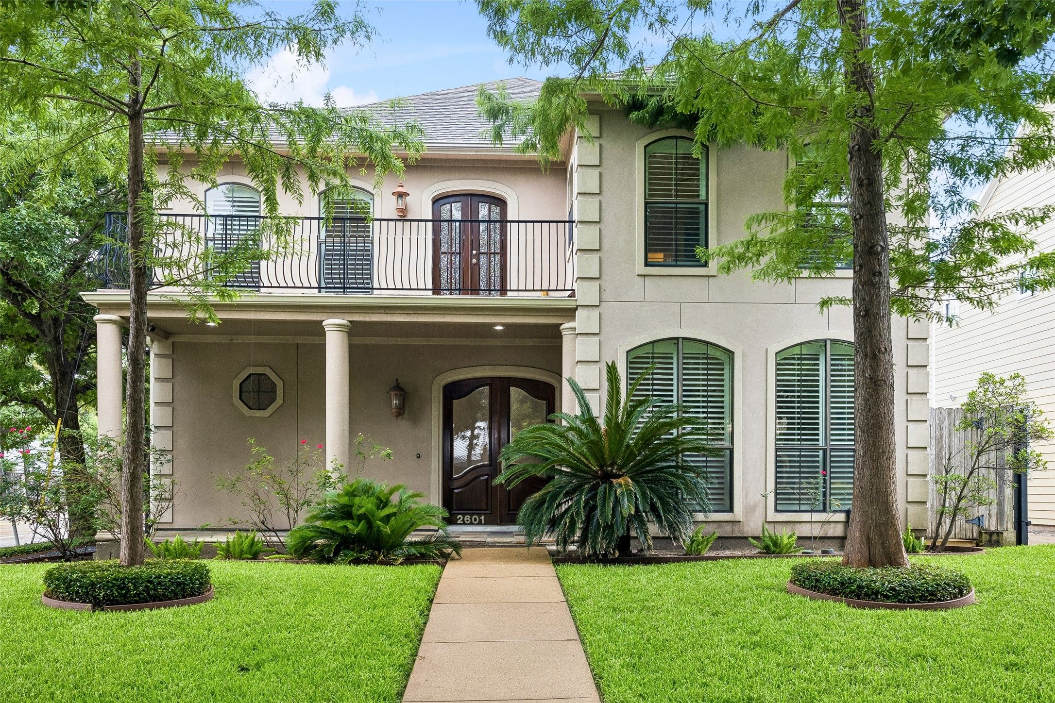 2601 Talbott
