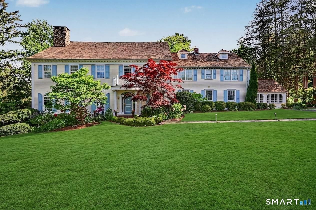 21 Compo Parkway