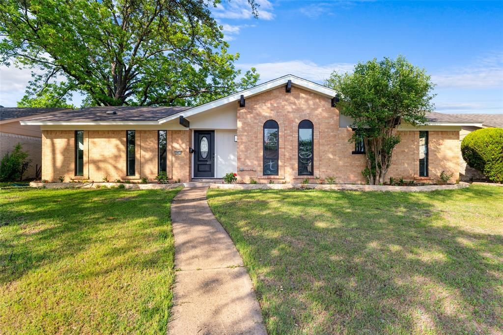 3421 Eastbrook Drive