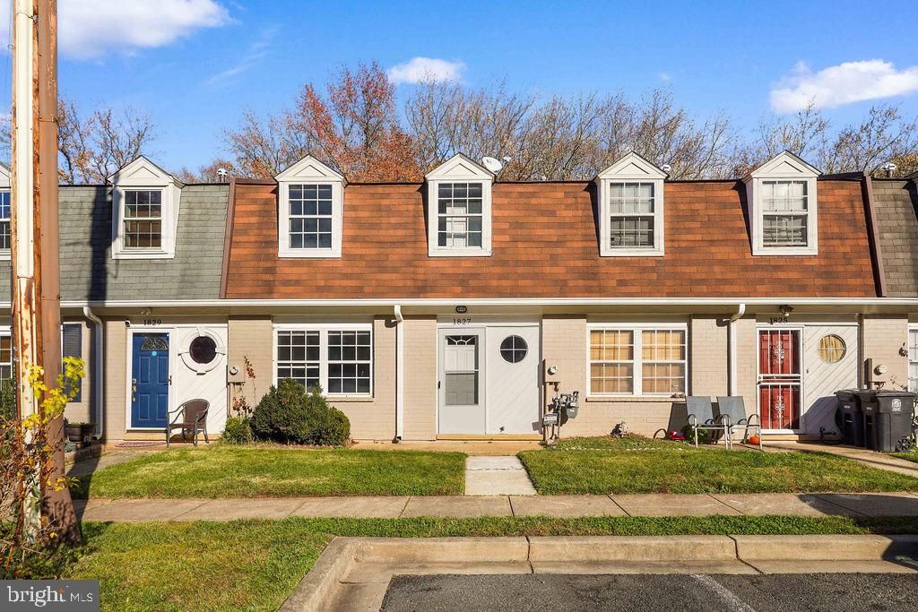 1827 Dutch Village Drive K-350