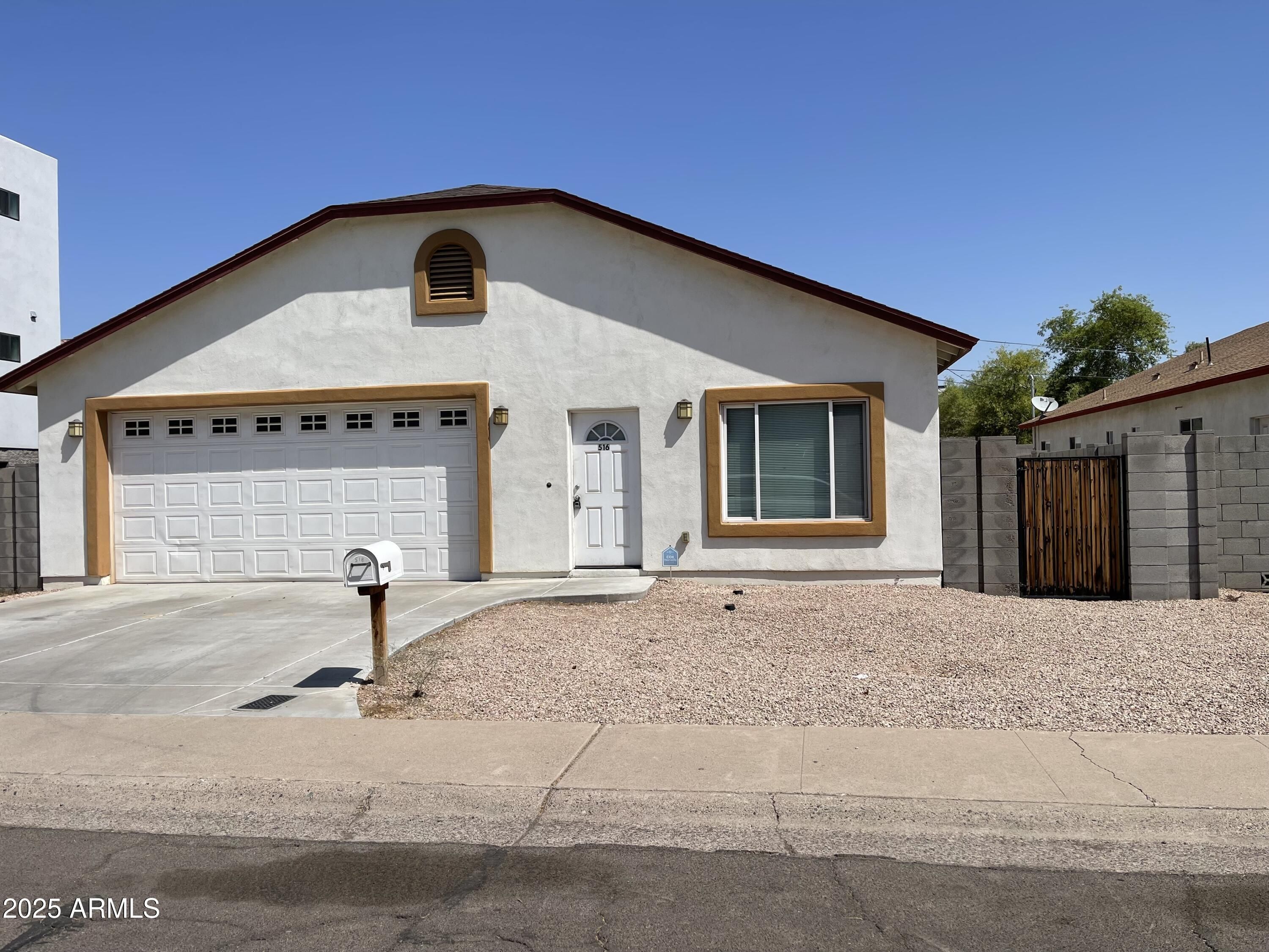 516 W Brown Street
