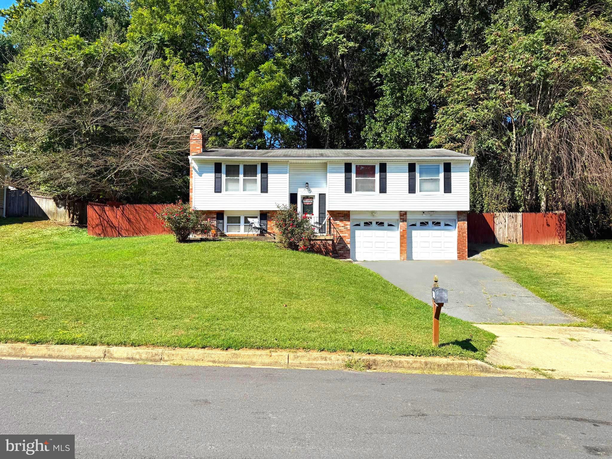 2121 Briarwood Drive