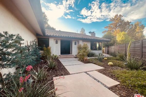 4124 Old Topanga Canyon Rd, Calabasas, CA 91302