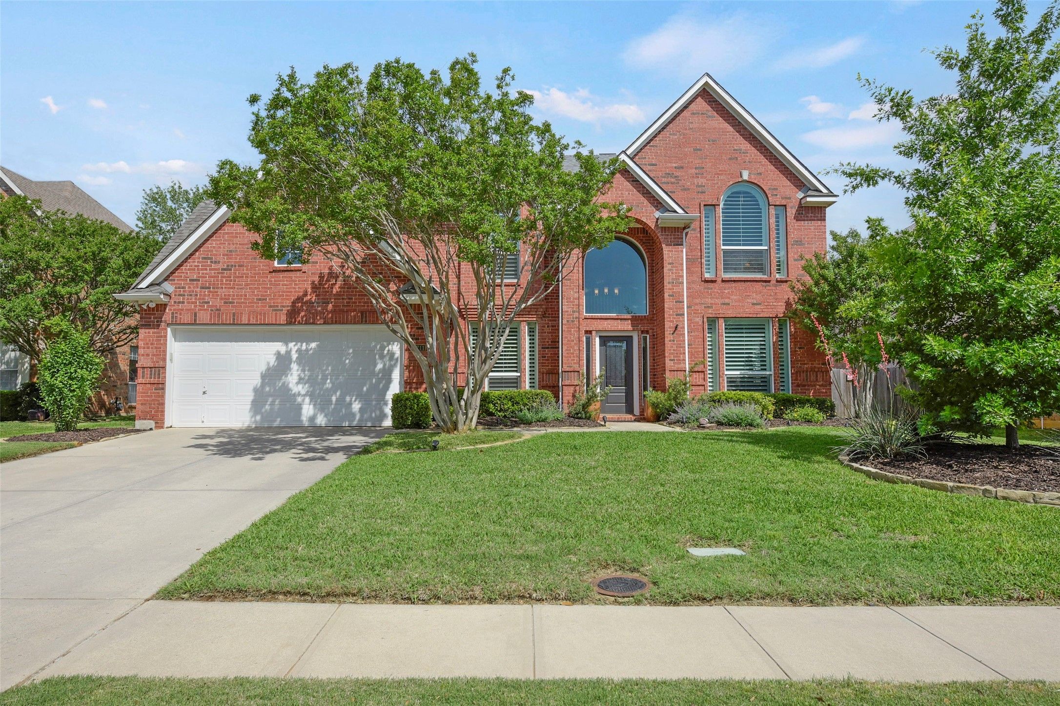 2711 Pin Oak Drive