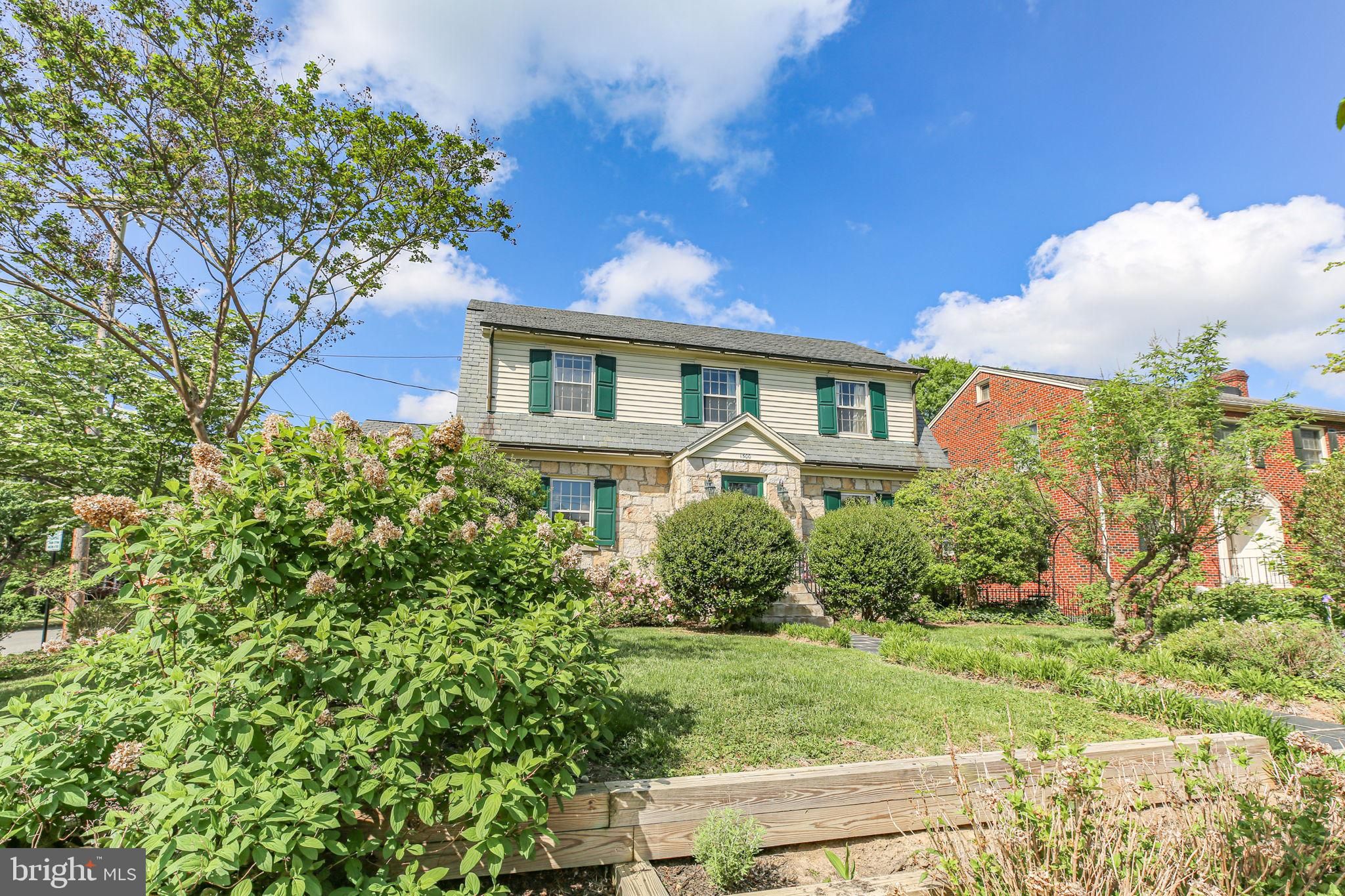 1500 Augustine Avenue