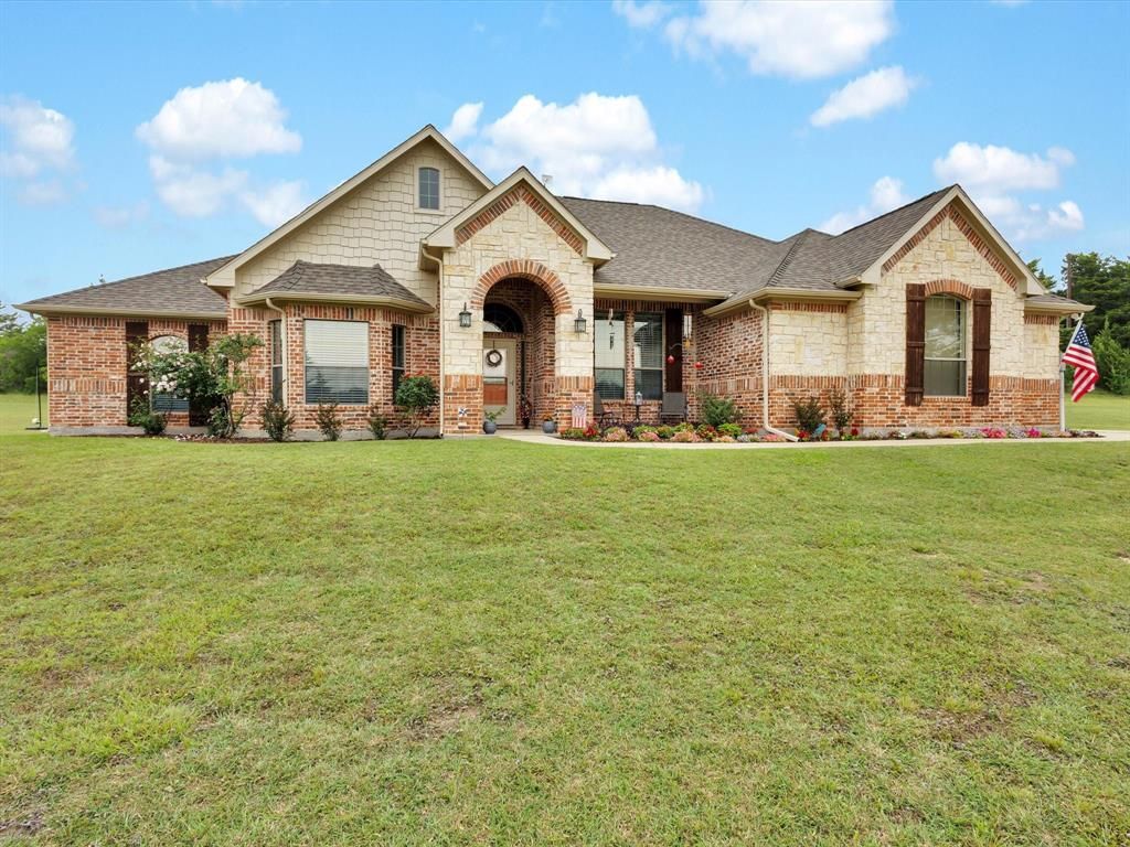 270 Pecan Hollow Circle