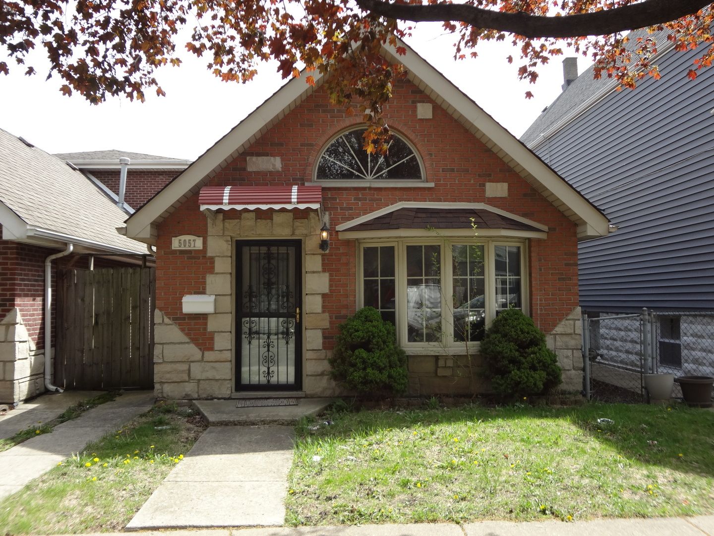 5057 W 32nd Place