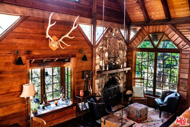 2521 Topanga Skyline Drive