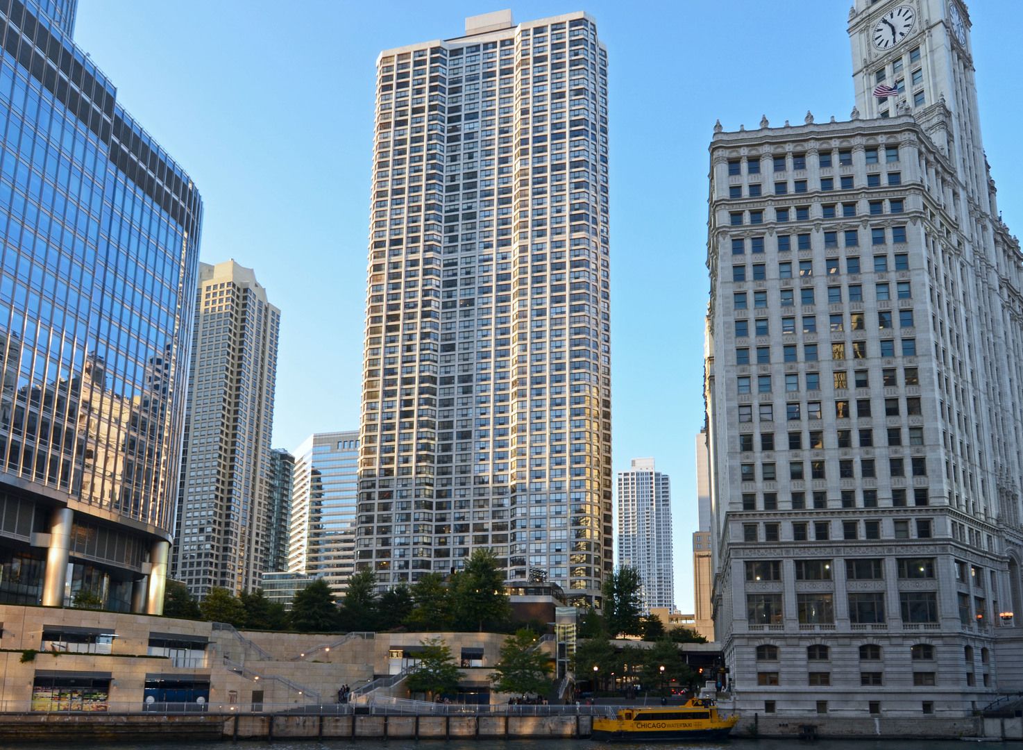 405 N Wabash Avenue 4102