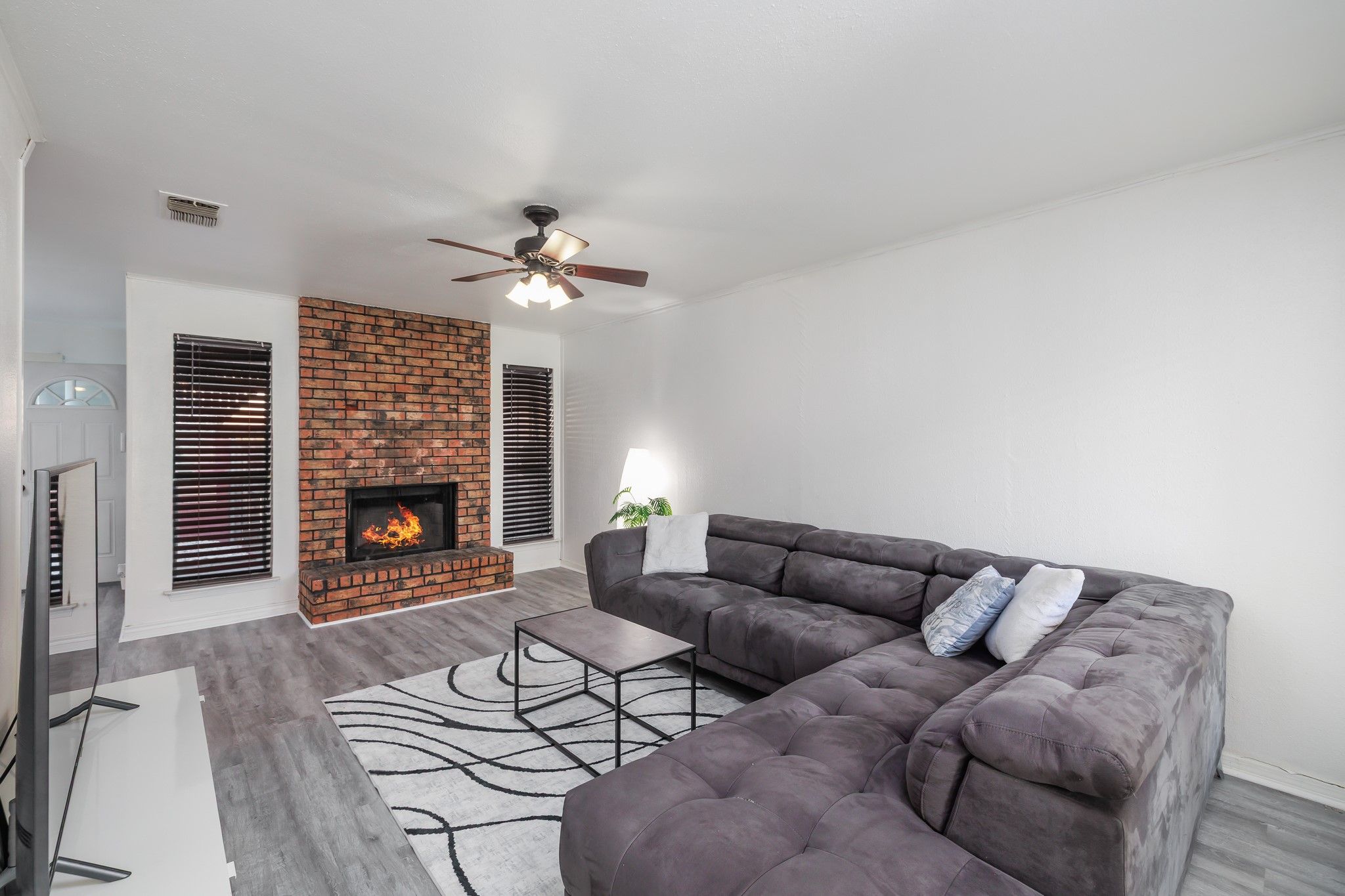 2405 Long Ridge Lane