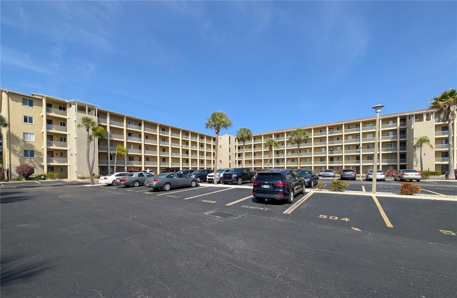 3624 Lake Bayshore Drive K-303