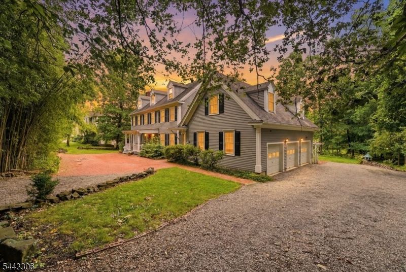 66 Mount Horeb Rd