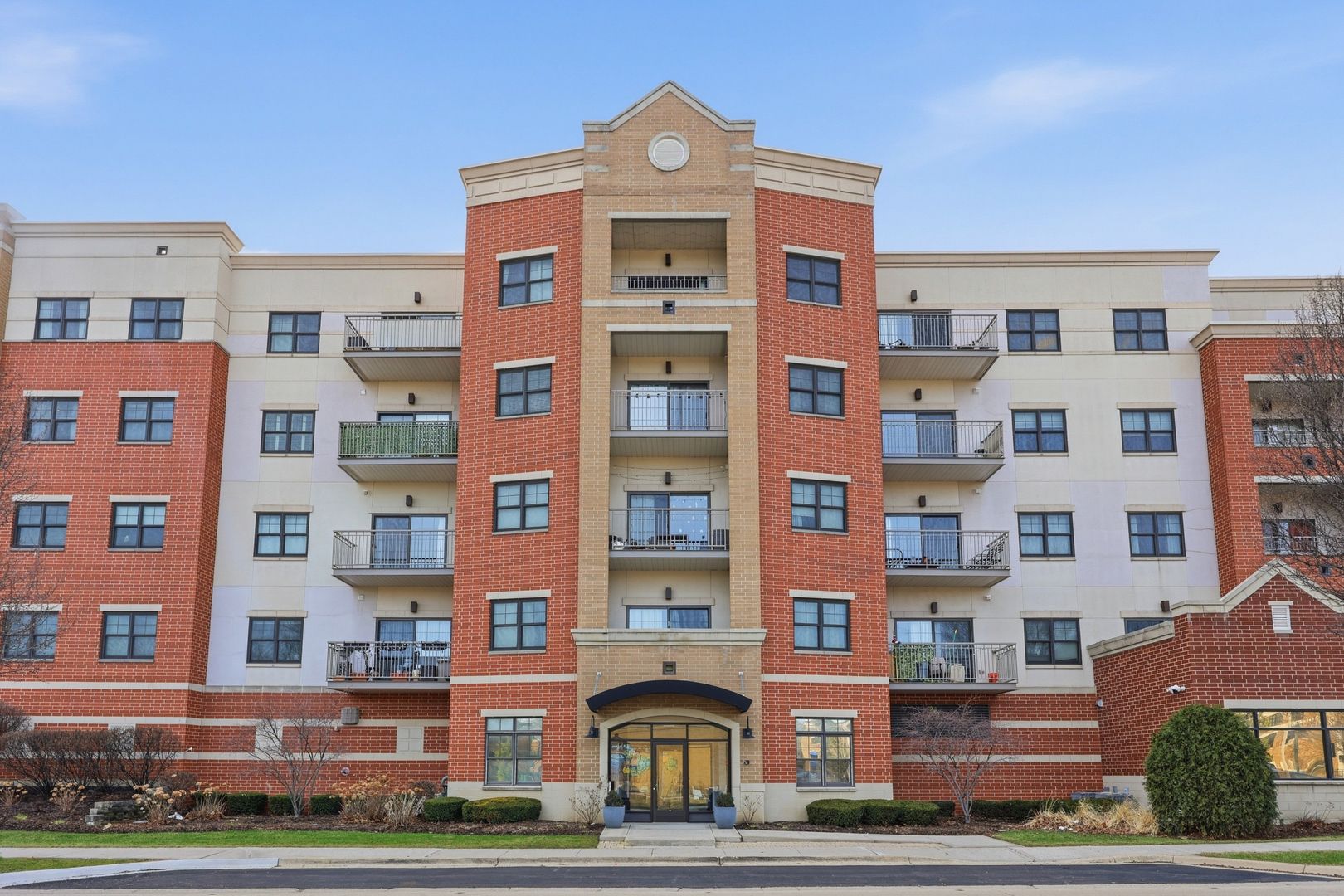 14 S Prospect Street 402