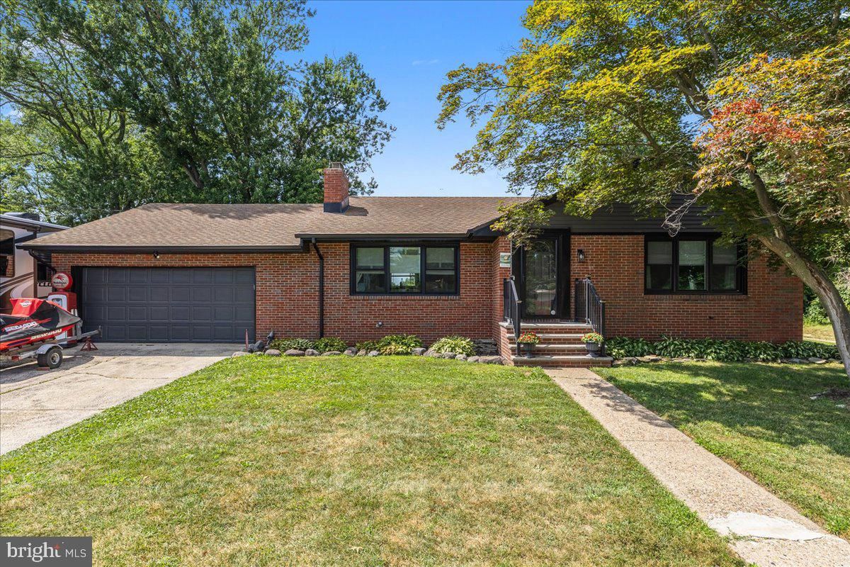 22 White Stag Drive