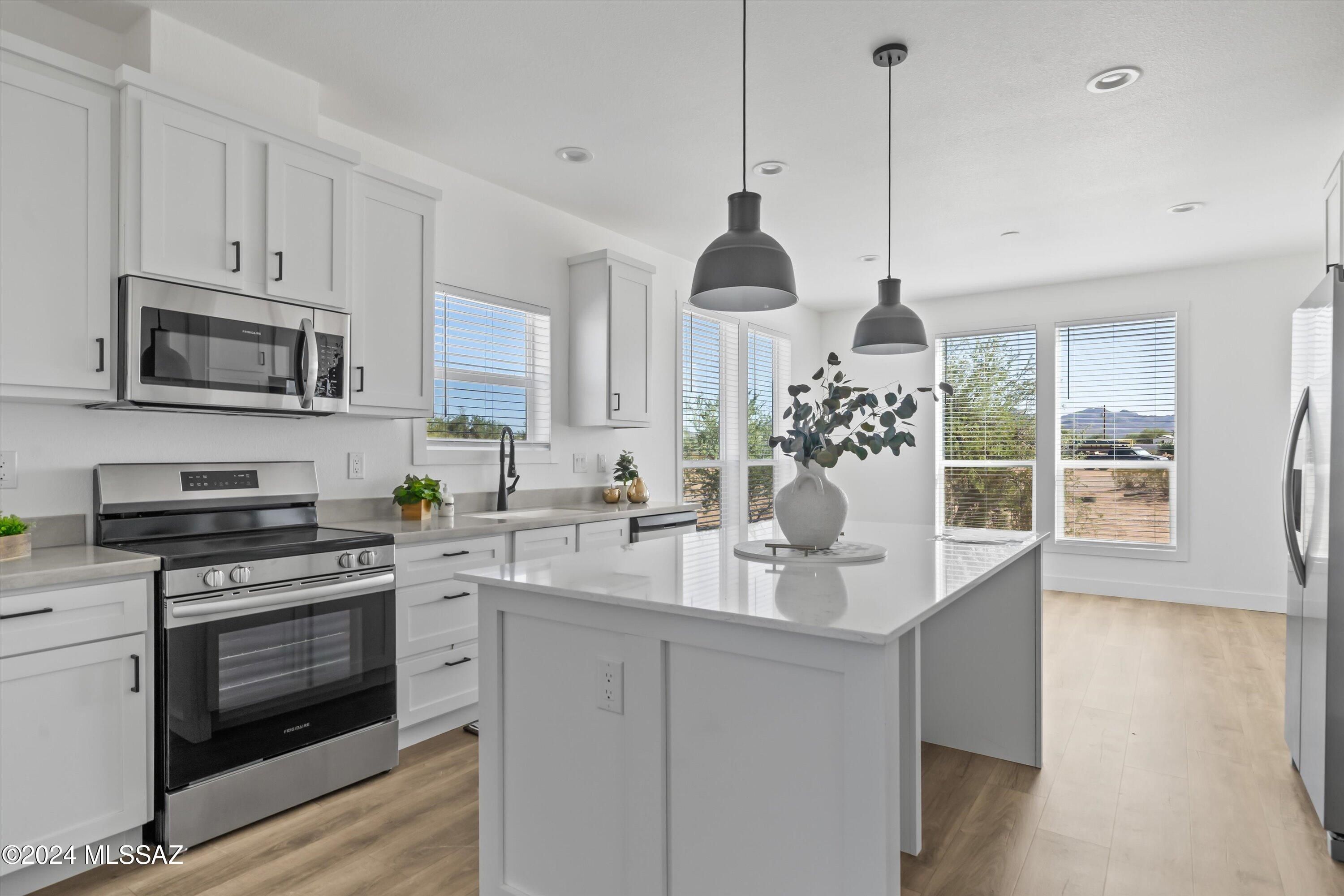 12490 W Picture Rocks Road