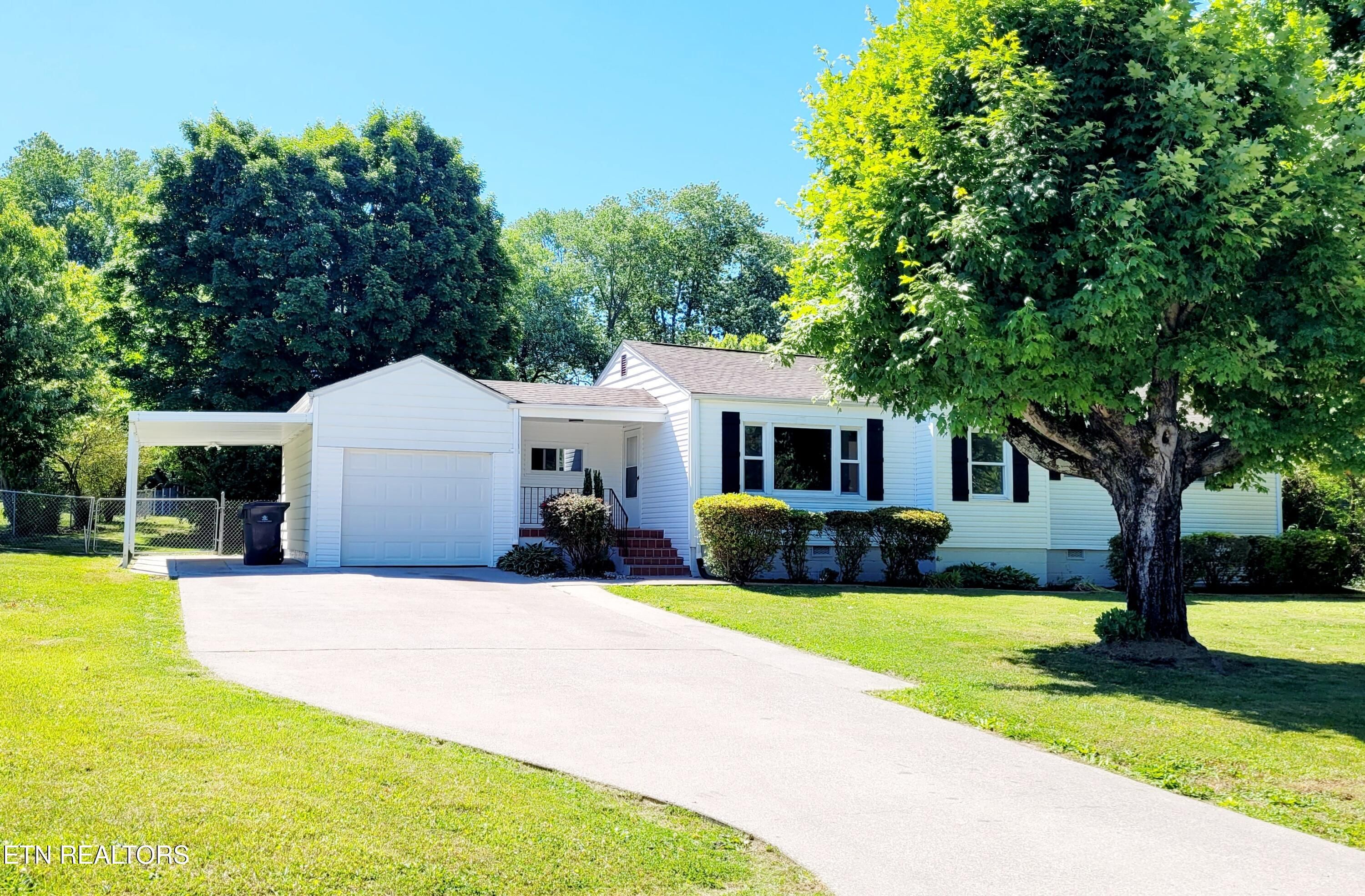 308 Naueda Drive