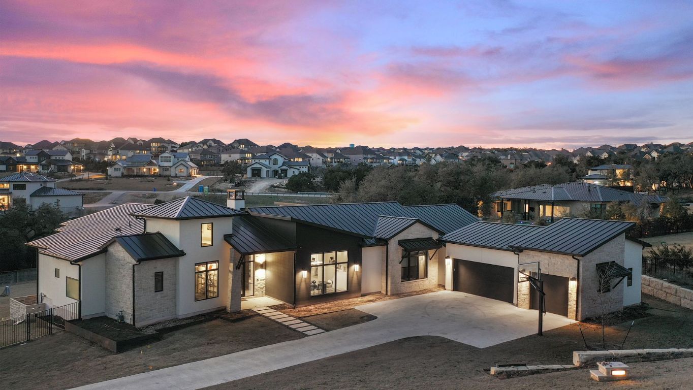 5624 Sombria Court