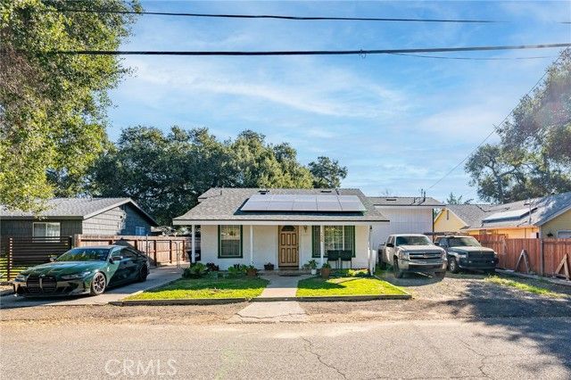 124 S Padre Juan Ave