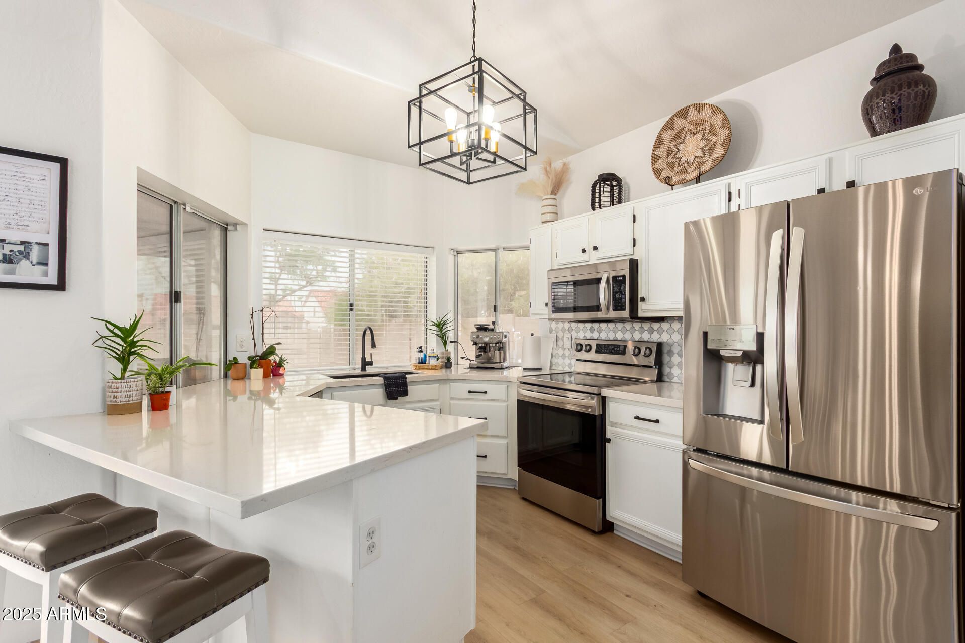 426 N Cobblestone Street