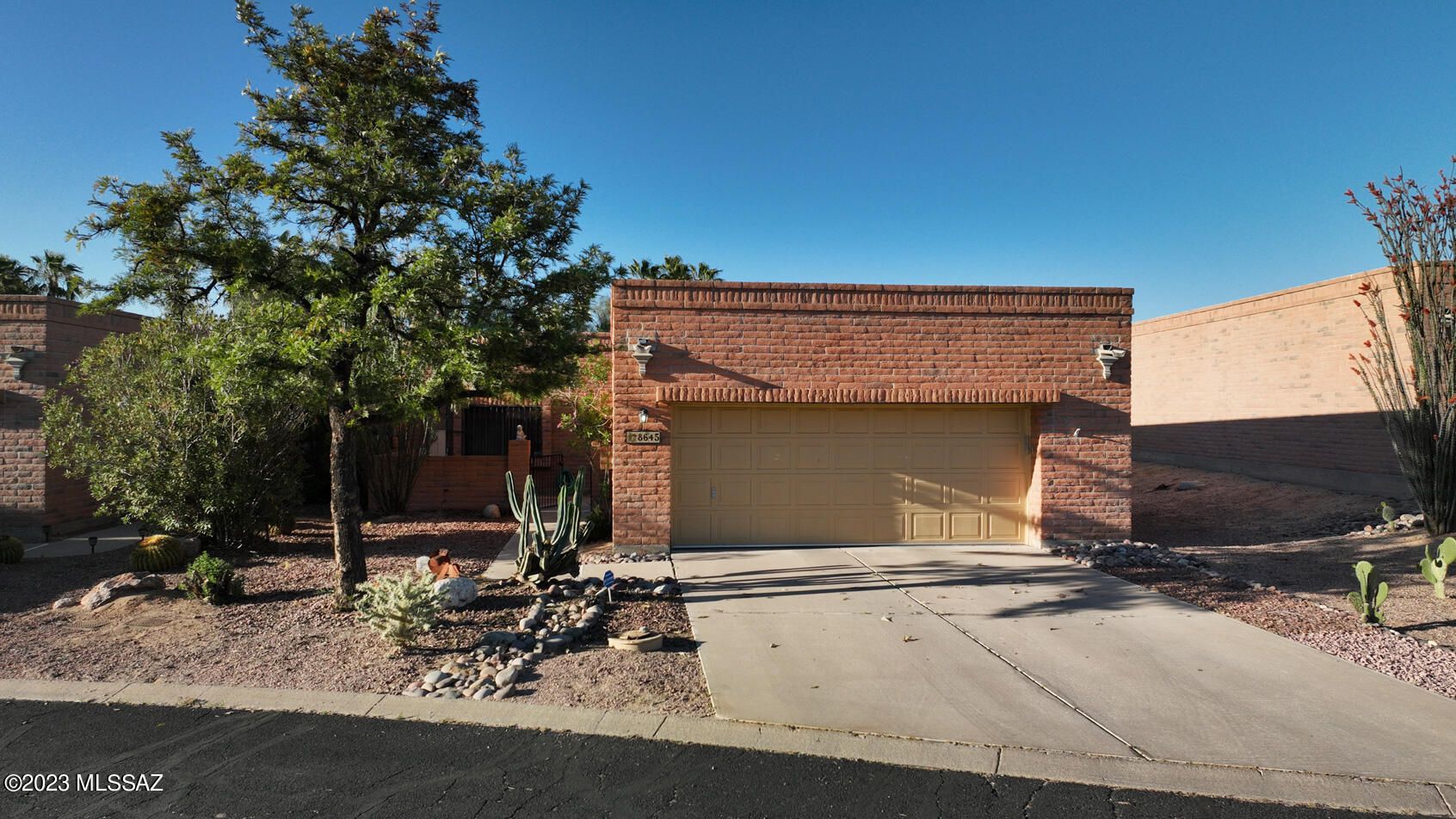 8645 N Candlewood Loop